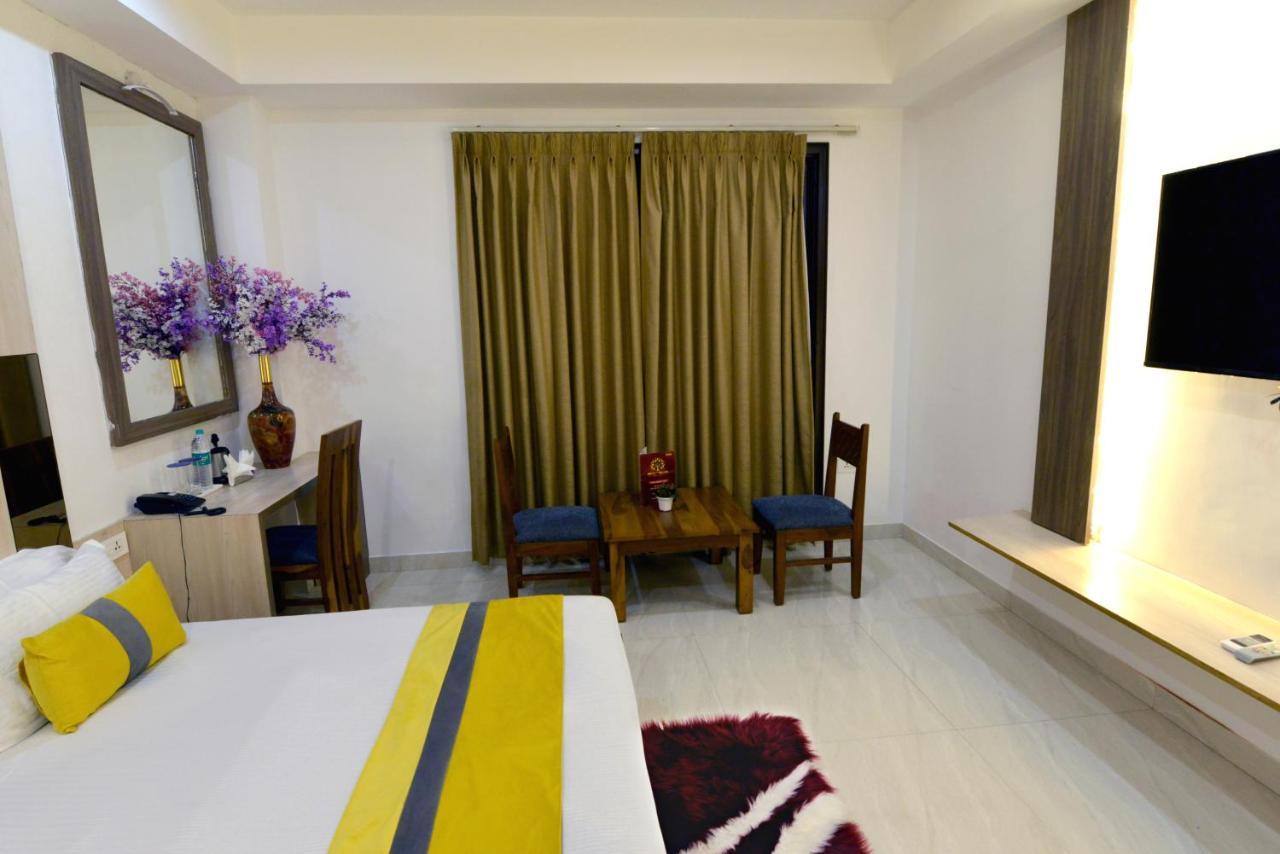 Hotel The Yellow Nayagaon Exterior foto