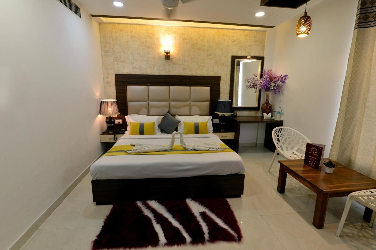Hotel The Yellow Nayagaon Exterior foto