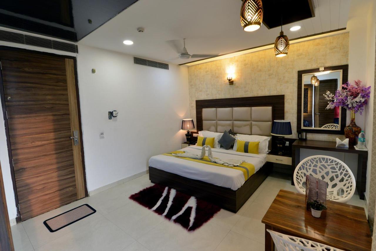 Hotel The Yellow Nayagaon Exterior foto